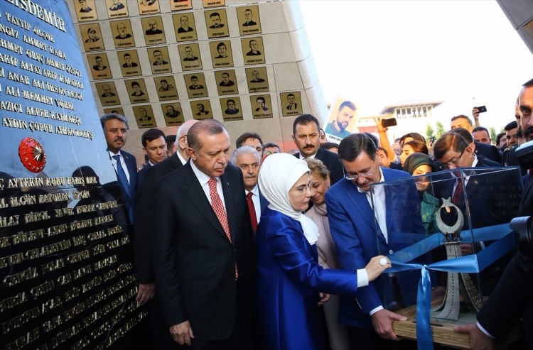 Cumhurbaşkanı Erdoğan Beştepe’deki Şehitler Abidesi’ni açtı 34