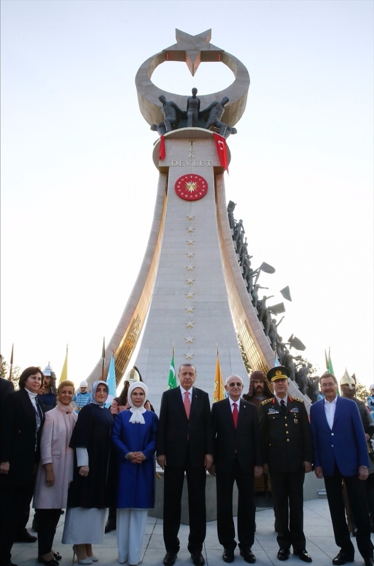 Cumhurbaşkanı Erdoğan Beştepe’deki Şehitler Abidesi’ni açtı 35