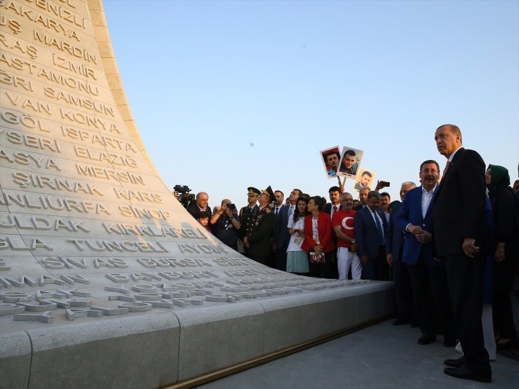 Cumhurbaşkanı Erdoğan Beştepe’deki Şehitler Abidesi’ni açtı 42