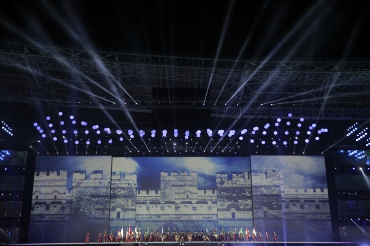 Dünya hayranlıkla izledi 13