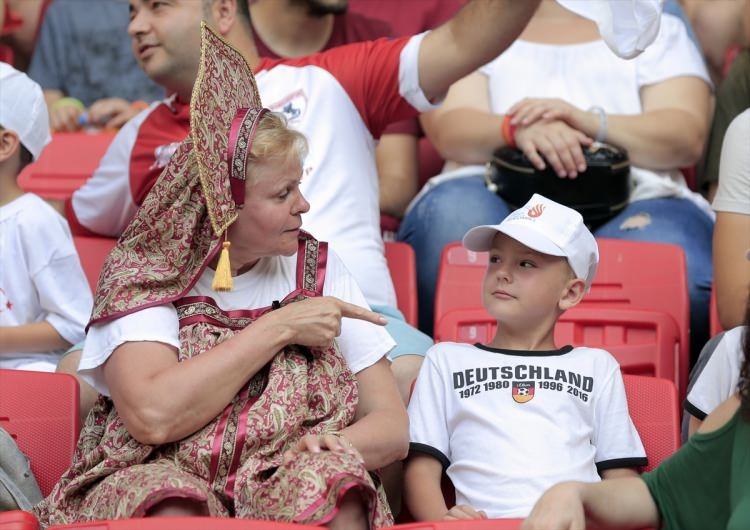 Dünya hayranlıkla izledi 37