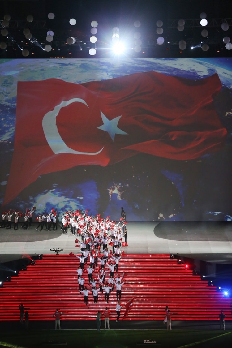 Dünya hayranlıkla izledi 39