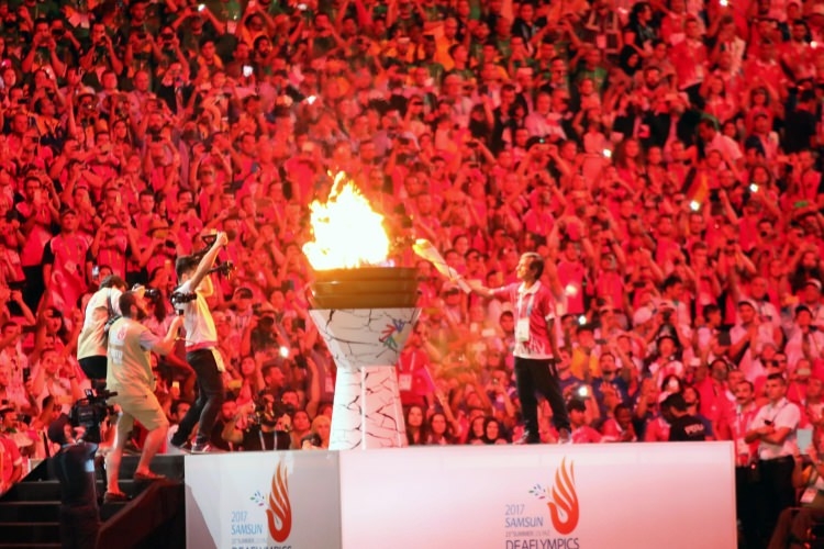 Dünya hayranlıkla izledi 44