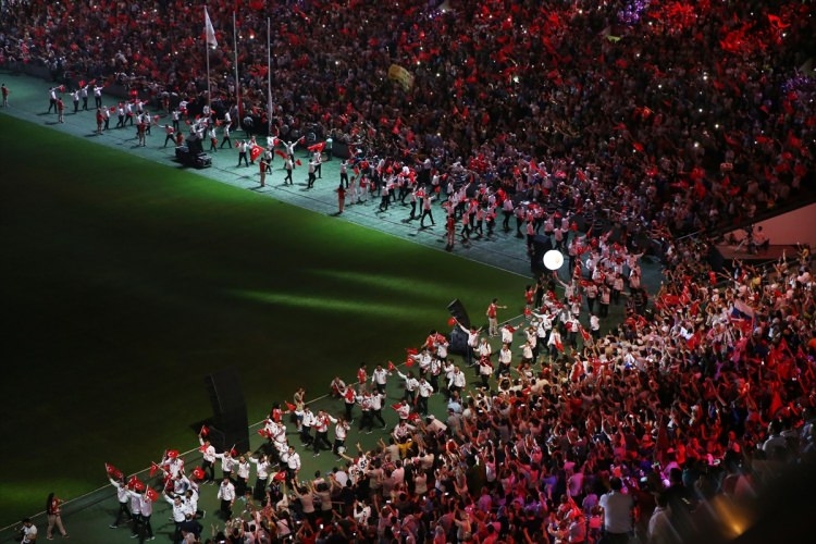 Dünya hayranlıkla izledi 45