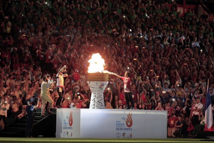 Dünya hayranlıkla izledi 48