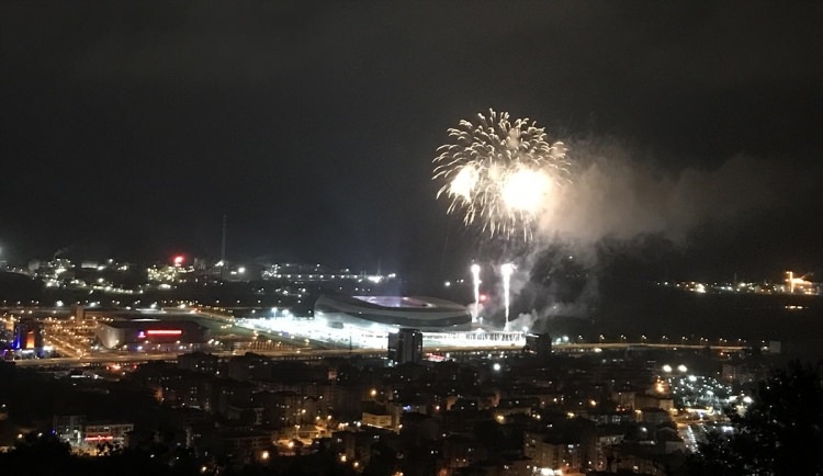 Dünya hayranlıkla izledi 62