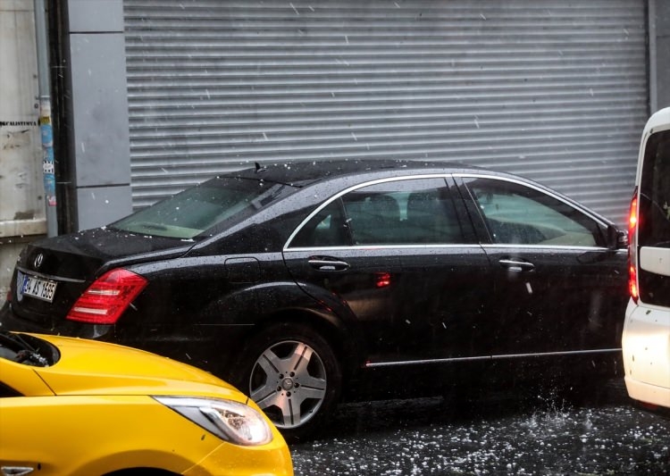 Sağanak İstanbul'u esir aldı 19