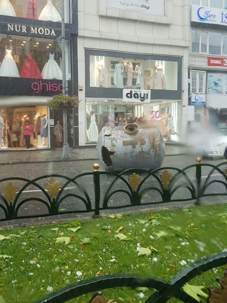 Sağanak İstanbul'u esir aldı 37