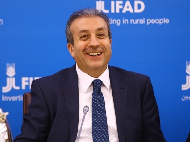 Hangi siyasetçi kaç yaşında? 13