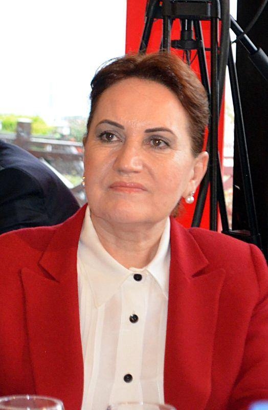 Hangi siyasetçi kaç yaşında? 2