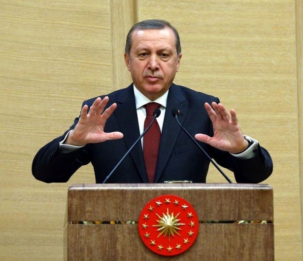 Hangi siyasetçi kaç yaşında? 20