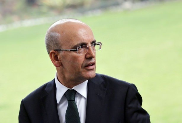 Hangi siyasetçi kaç yaşında? 26