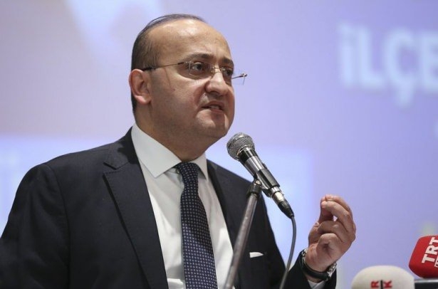 Hangi siyasetçi kaç yaşında? 29