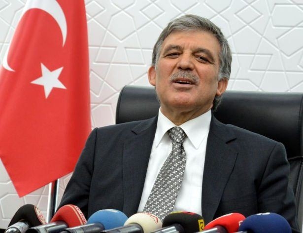 Hangi siyasetçi kaç yaşında? 32