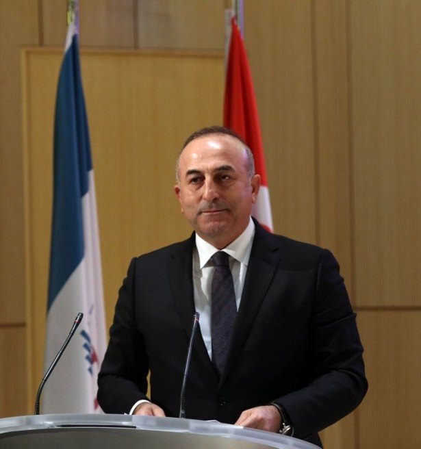 Hangi siyasetçi kaç yaşında? 35