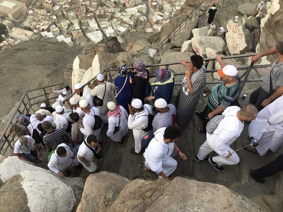 Hacı adaylarının zorlu Hira yolculuğu 10