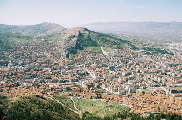 İşte il il kilometre başına düşen insan sayısı 43