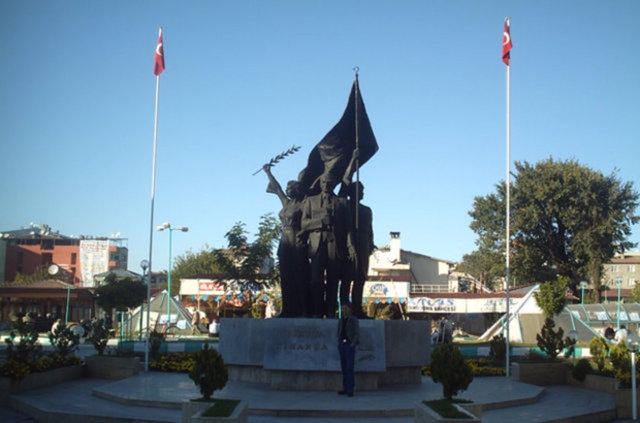 İşte il il kilometre başına düşen insan sayısı 52