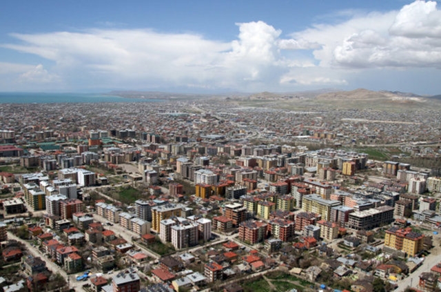 İşte il il kilometre başına düşen insan sayısı 53