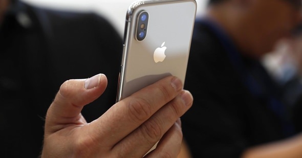Apple üç yeni iPhone'la rakiplerini sollayacak! 4