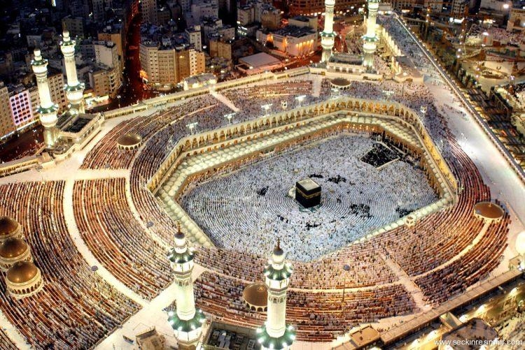 Peygamber Efendimiz (S.A.V)'in Cuma günü sünnetleri 26