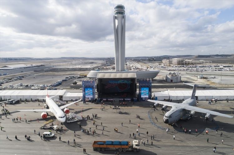 Teknofest, İstanbul Yeni Havalimanı'nda başladı 23
