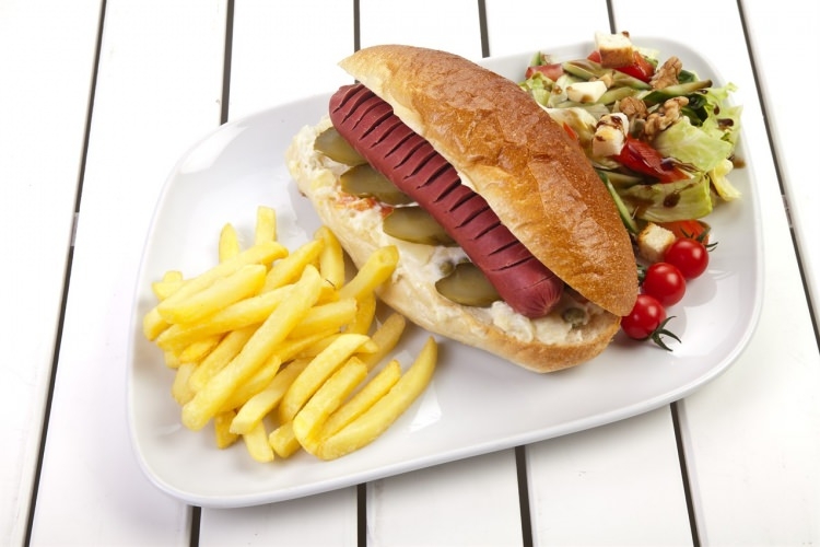 Dünyanın en sağlıksız yiyecekleri listelendi: Listedekileri her gün tüke 9