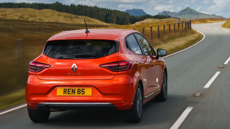 2020 Renault Clio'nun Türkiye fiyatı açıklandı! 36