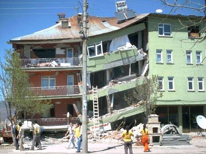 Türkiye'de son 100 yılda meydana gelen depremler 23