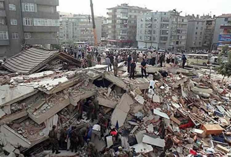 Türkiye'de son 100 yılda meydana gelen depremler 27