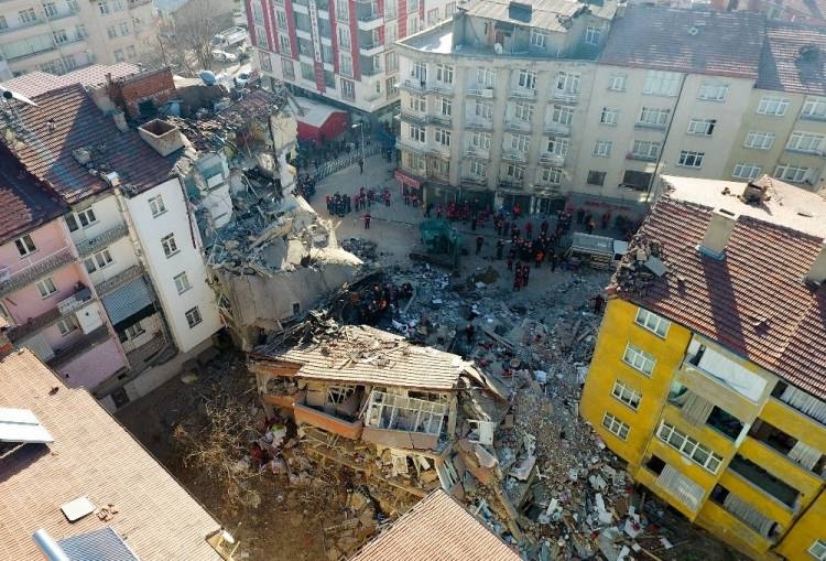 Türkiye'de son 100 yılda meydana gelen depremler 3