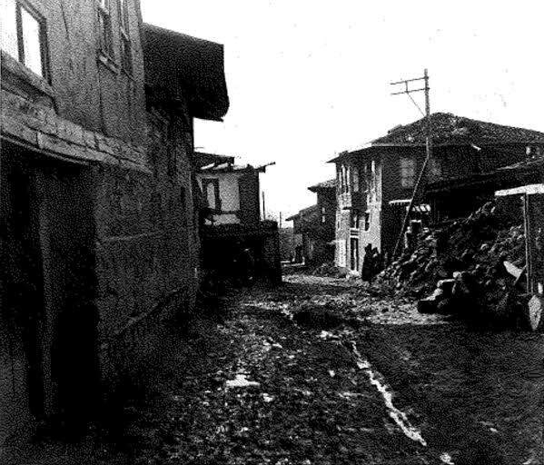 Türkiye'de son 100 yılda meydana gelen depremler 50