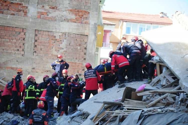 Türkiye'de son 100 yılda meydana gelen depremler 59