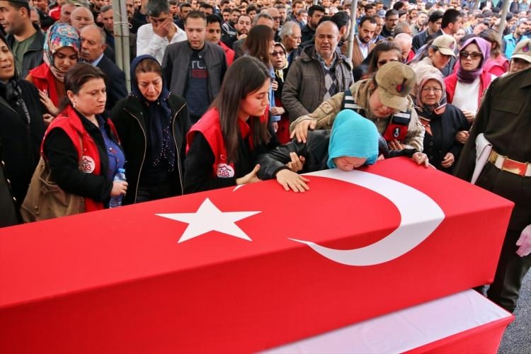 Türkiye İdlib şehitlerini uğurluyor 102
