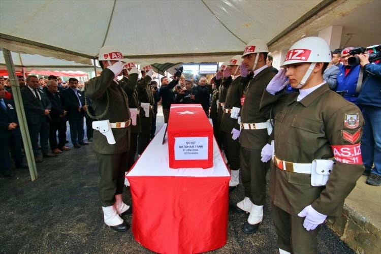 Türkiye İdlib şehitlerini uğurluyor 104