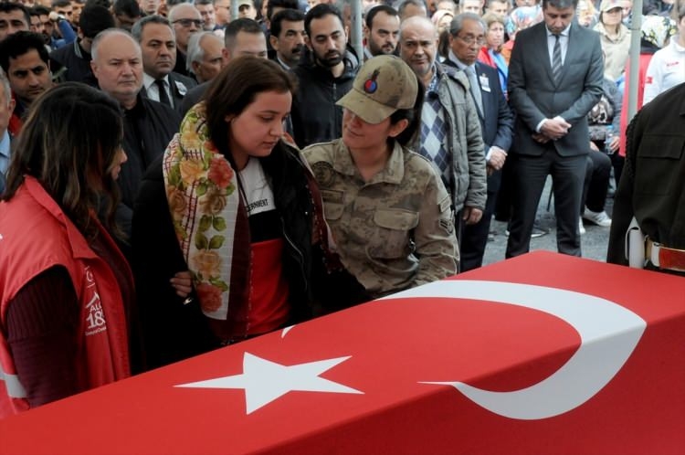 Türkiye İdlib şehitlerini uğurluyor 106