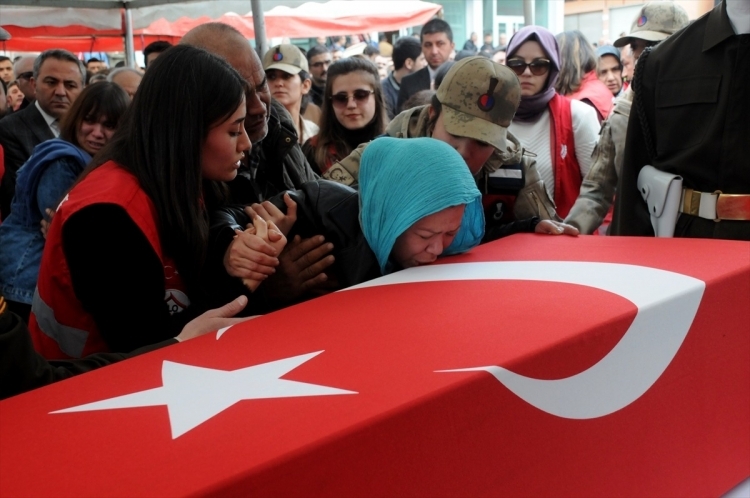 Türkiye İdlib şehitlerini uğurluyor 107