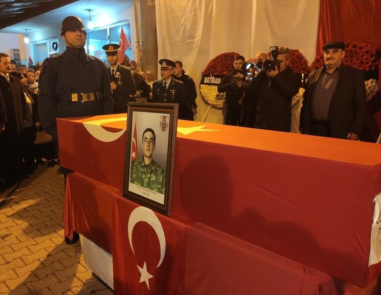 Türkiye İdlib şehitlerini uğurluyor 13