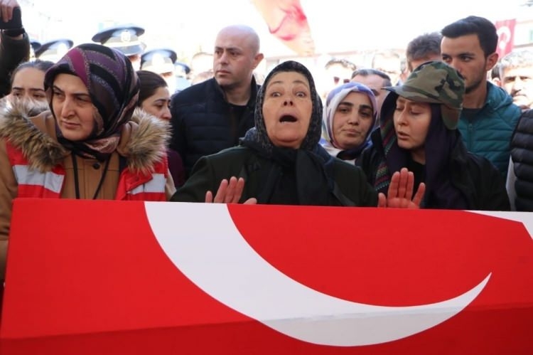 Türkiye İdlib şehitlerini uğurluyor 41