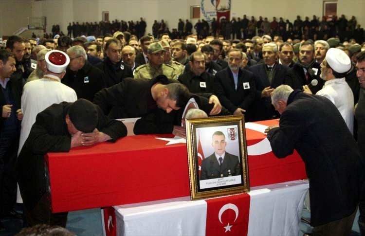 Türkiye İdlib şehitlerini uğurluyor 5