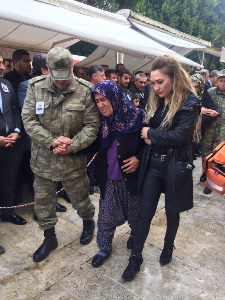 Türkiye İdlib şehitlerini uğurluyor 62