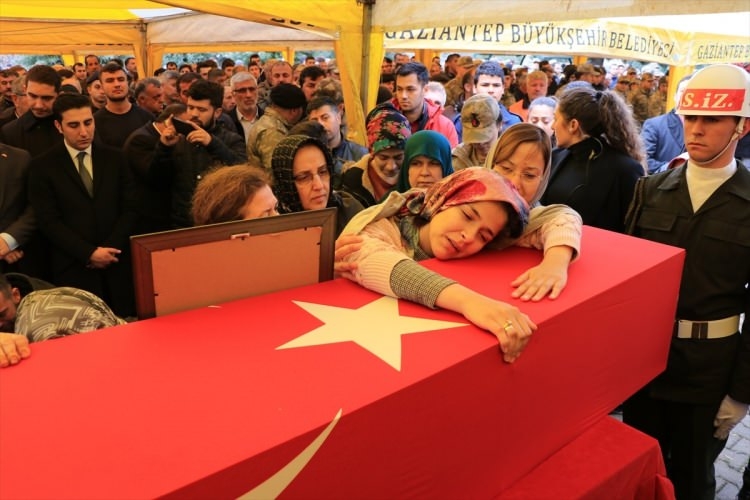 Türkiye İdlib şehitlerini uğurluyor 87