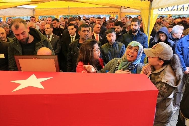Türkiye İdlib şehitlerini uğurluyor 94