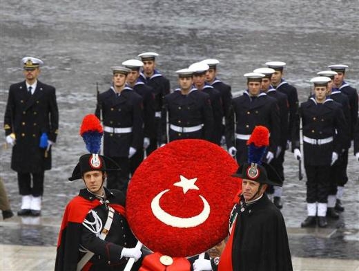 Abdullah Gül  Meçhul Asker Anıtında 9