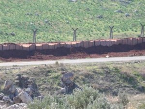 Suriye sınırına kurşun geçirmez engel