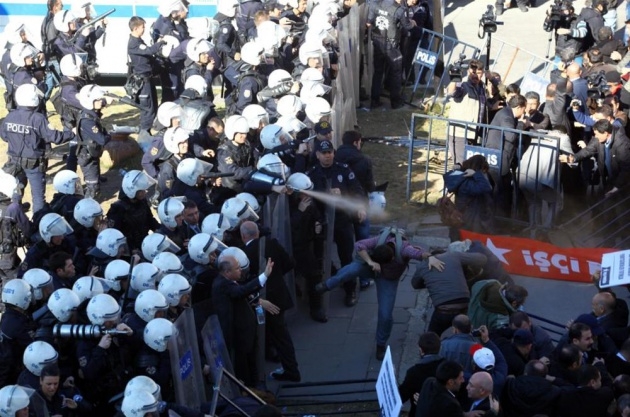 Ankara'da göstericilere polis müdahalesi 8