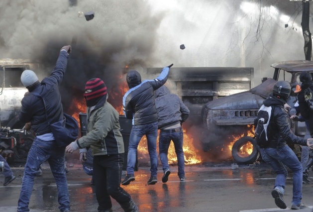 Ukrayna alev alev yanıyor! 36