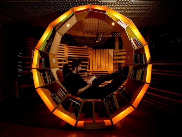 En ilginç tasarımlı kitaplıklar 27
