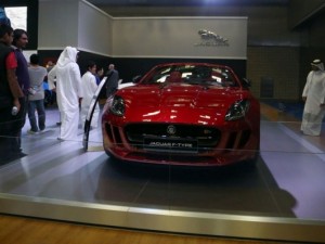 Yepyeni modeller Katar'da görücüye çıktı