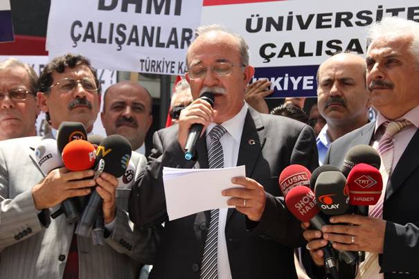 Türkiye Kamu-Sen mağdur sözleşmelilerin sesi oldu